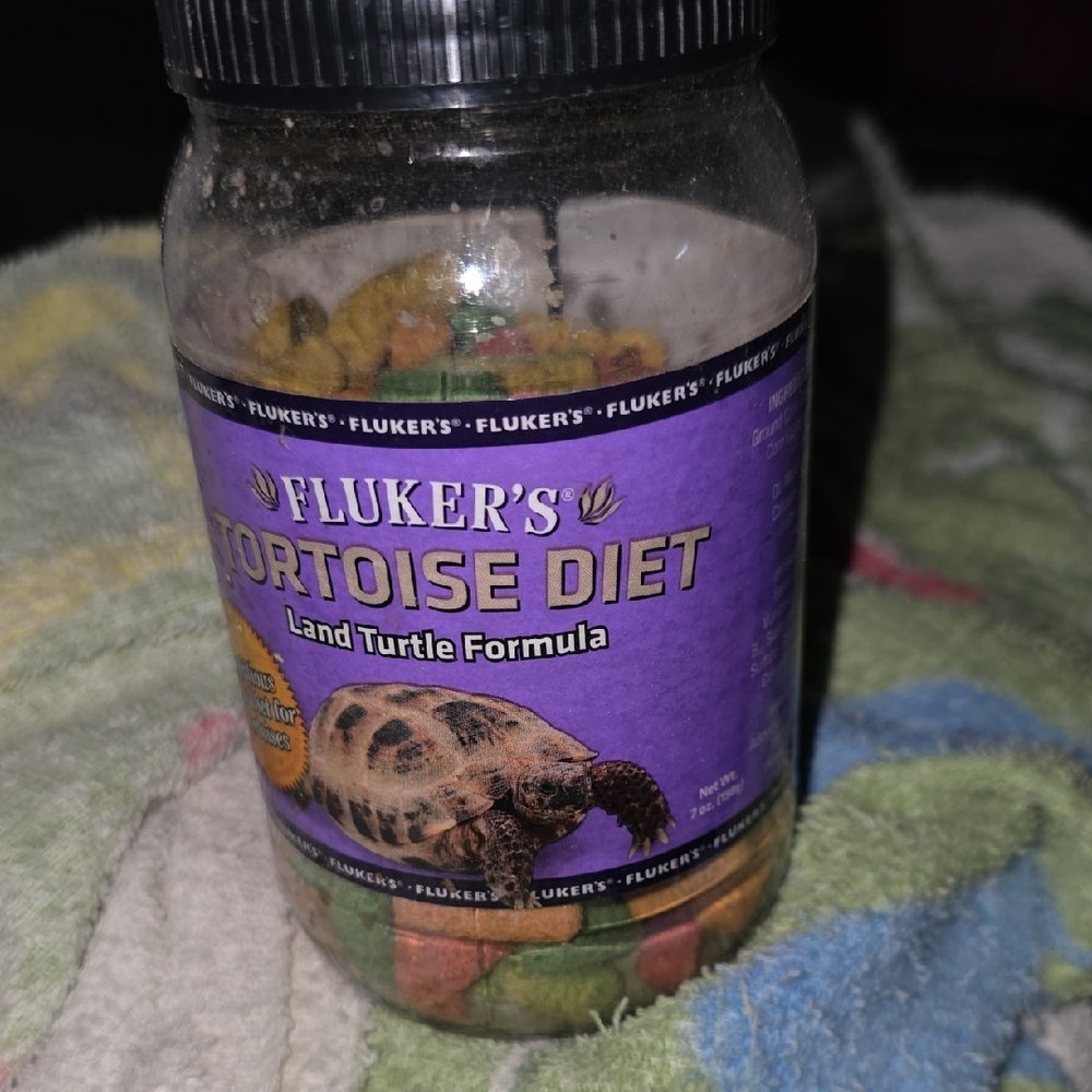 Tortoise Diet - Nutritious Land Turtle Formula - Picture 2 of 4